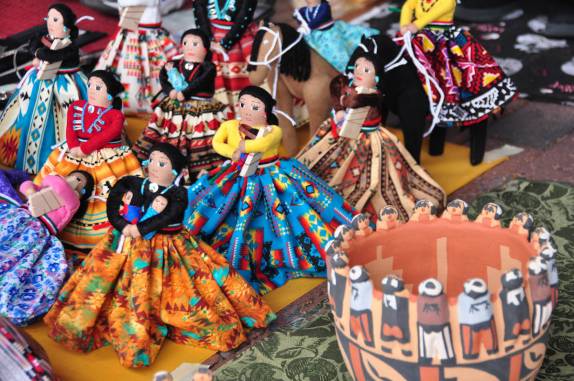 Venda de artesanato indígena em Santa Fé, no Novo México - Estados Unidos